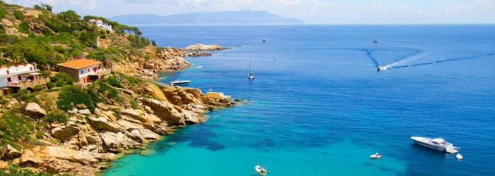 sailing in Island of Giglio and Giannutri